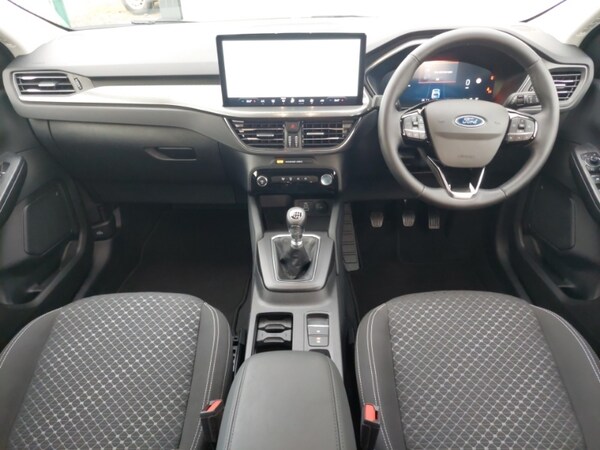 Used Ford Kuga 2025 for sale - 76108113: Photo 2