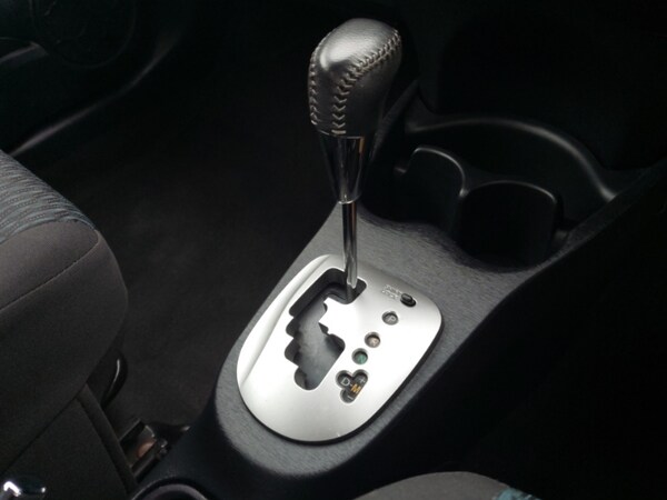 Used Toyota Yaris 2012 for sale - 76145723: Photo 19