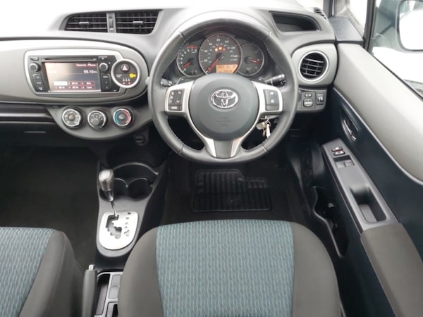 Used Toyota Yaris 2012 for sale - 76145723: Photo 7