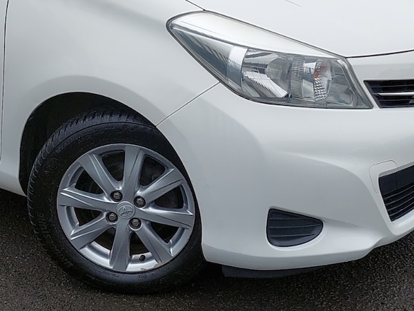 Used Toyota Yaris 2012 for sale - 76145723: Photo 9