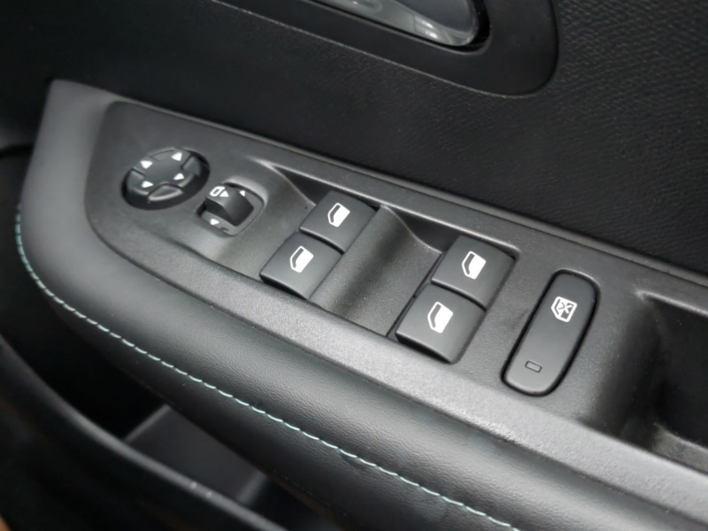 Used Peugeot 208 2022 for sale - 76619077: Photo 18