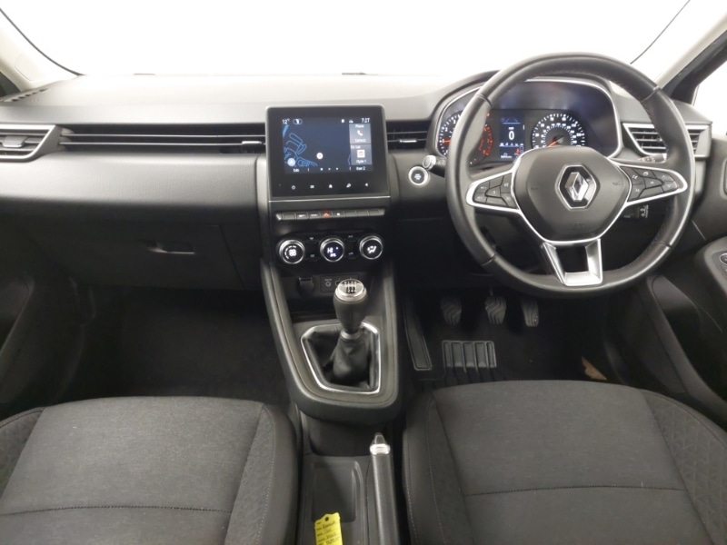 Used Renault Clio 2021 for sale - 76947394: Photo 2