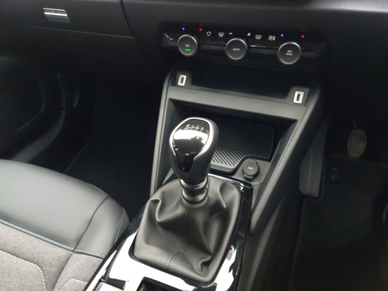 Used Citroen C4 2023 for sale - 76737143: Photo 12