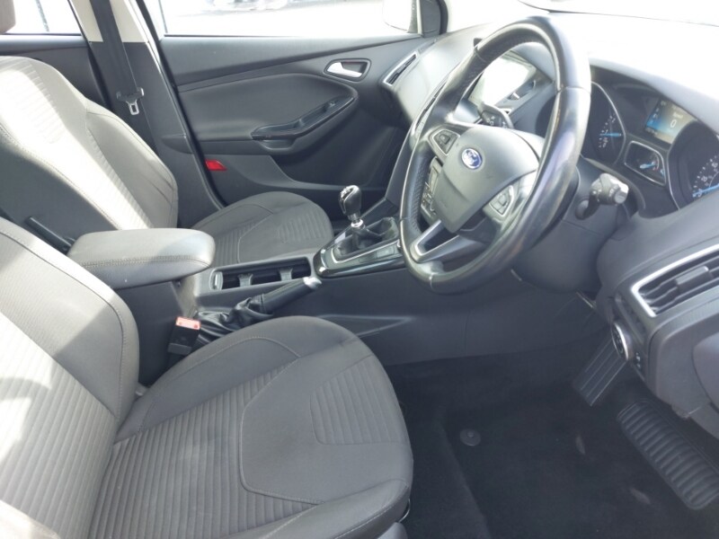 Used Ford Focus 2018 for sale - 77838020: Photo 12