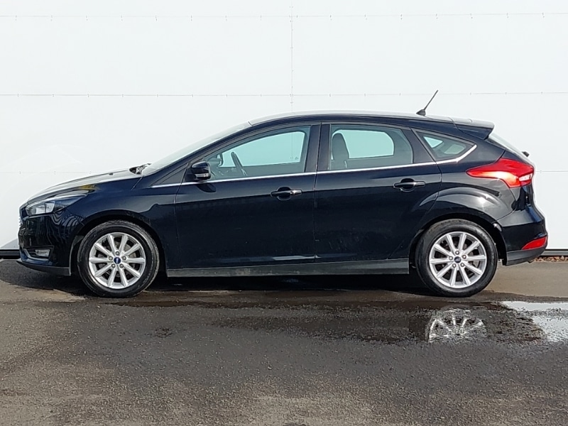 Used Ford Focus 2018 for sale - 77838020: Photo 4
