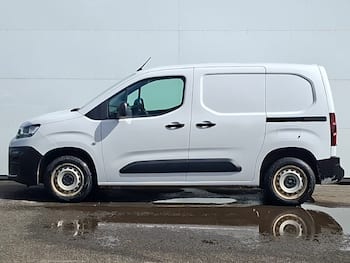 Used Citroen Berlingo 2024 for sale - 79829551: Photo