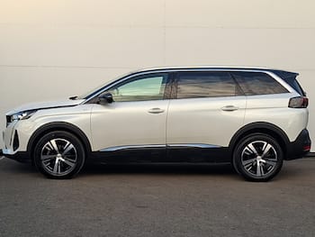 Used Peugeot 5008 2023 for sale - 79747112: Photo
