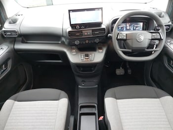 Used Citroen Berlingo 2025 for sale - 76493249: Photo