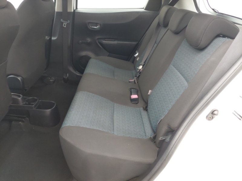 Used Toyota Yaris 2012 for sale - 76639166: Photo 6