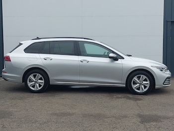 Used Volkswagen Golf 2021 for sale - 78071431: Photo