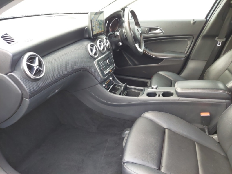 Used Mercedes-Benz A-Class 2017 for sale - 76721766: Photo 5