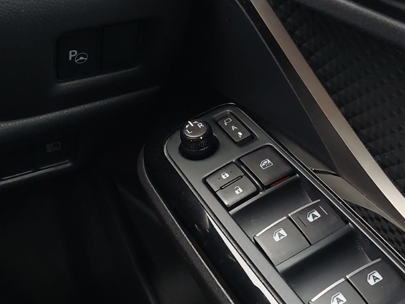 Used Toyota C-HR 2019 for sale - 76440240: Photo 19