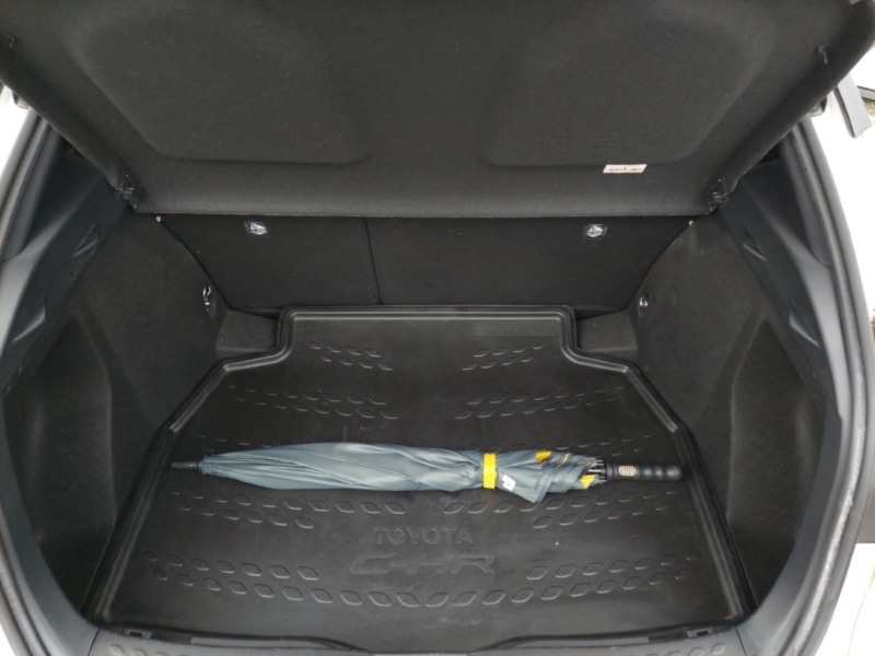 Used Toyota C-HR 2019 for sale - 76440240: Photo 8