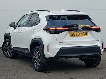 Used Toyota Yaris Cross 2023 for sale - 77922800: Photo