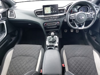 Used Kia Pro Ceed 2019 for sale - 78884668: Photo
