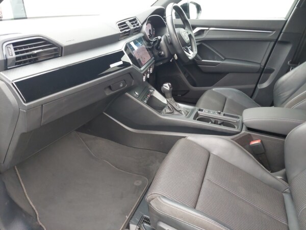 Used Audi Q3 2022 for sale - 76233627: Photo 5