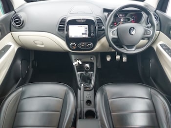 Used Renault Captur 2017 for sale - 77273284: Photo