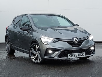 Used Renault Clio 2023 for sale - 76435233: Photo
