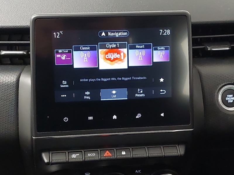 Used Renault Clio 2021 for sale - 76822321: Photo 11