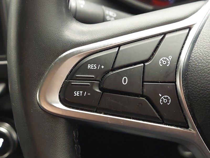 Used Renault Clio 2021 for sale - 76822321: Photo 18