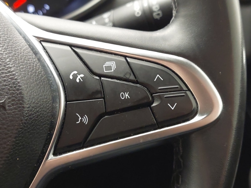 Used Renault Clio 2021 for sale - 76822321: Photo 19