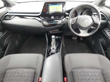 Used Toyota C-HR 2021 for sale - 74560107: Photo