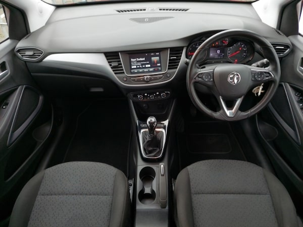 Used Vauxhall Crossland X 2018 for sale - 76309115: Photo 2
