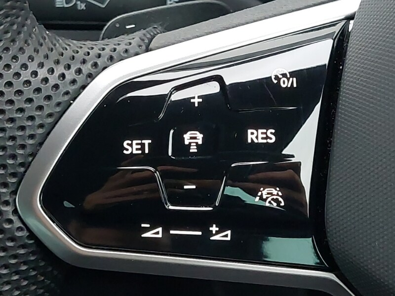 Used Volkswagen Tiguan 2023 for sale - 77531153: Photo 16