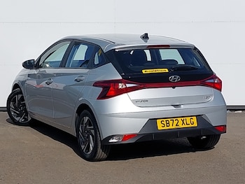 Used Hyundai i20 2023 for sale - 78361108: Photo