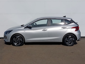 Used Hyundai i20 2023 for sale - 78361108: Photo