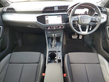 Used Audi Q3 2019 for sale - 75989514: Photo