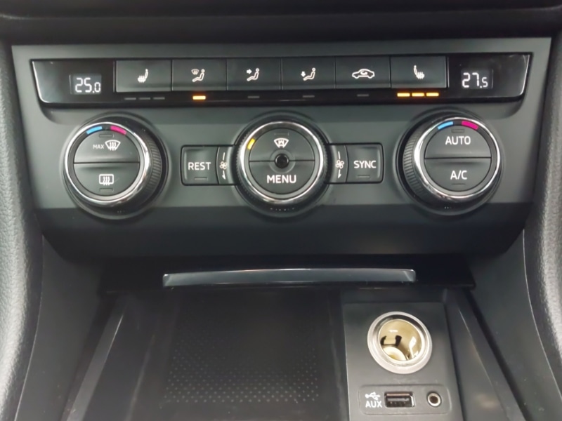 Used Skoda Superb 2016 for sale - 76880258: Photo 16