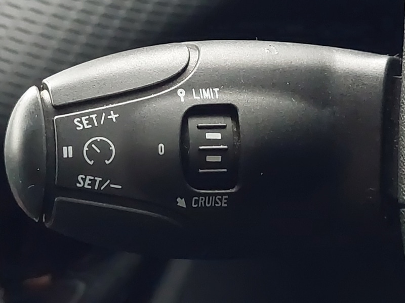 Used Peugeot 2008 2016 for sale - 77318824: Photo 14