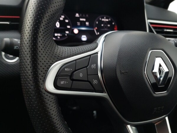 Used Renault Clio 2023 for sale - 76335996: Photo 16