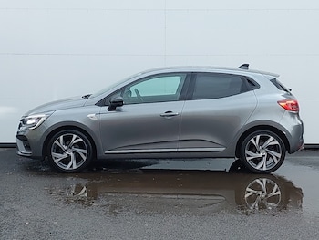 Used Renault Clio 2023 for sale - 76335996: Photo 4