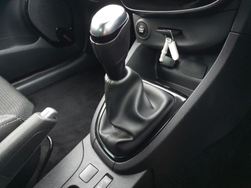 Used Renault Clio 2018 for sale - 76471494: Photo 19