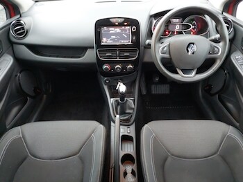 Used Renault Clio 2018 for sale - 76471494: Photo