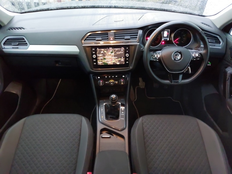 Used Volkswagen Tiguan 2018 for sale - 76556101: Photo 2