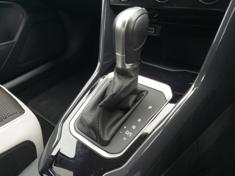 Used Volkswagen T-Roc 2019 for sale - 76160384: Photo 19