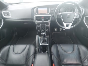 Used Volvo V40 2019 for sale - 75591816: Photo