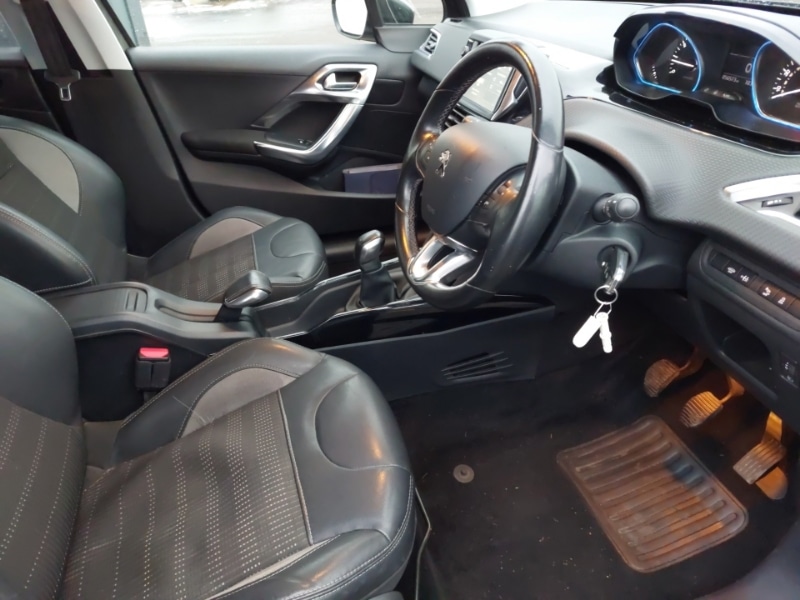 Used Peugeot 2008 2016 for sale - 77284682: Photo 12