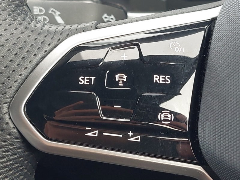 Used Volkswagen T-Roc 2022 for sale - 77881813: Photo 15