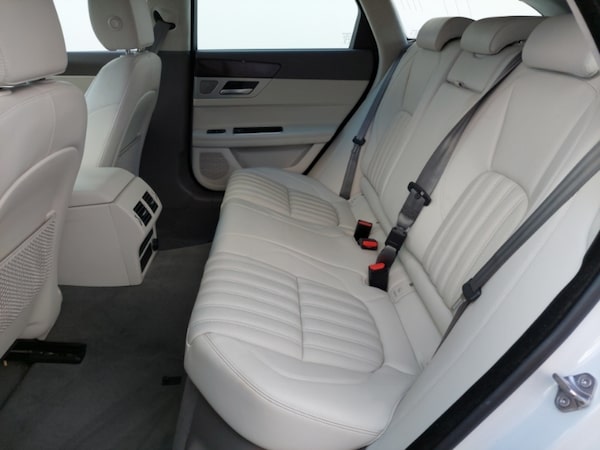Used Jaguar XF 2019 for sale - 76208123: Photo 6