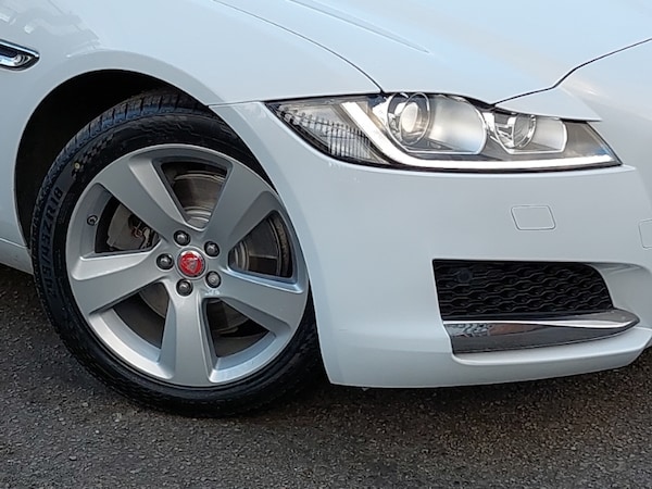Used Jaguar XF 2019 for sale - 76208123: Photo 9