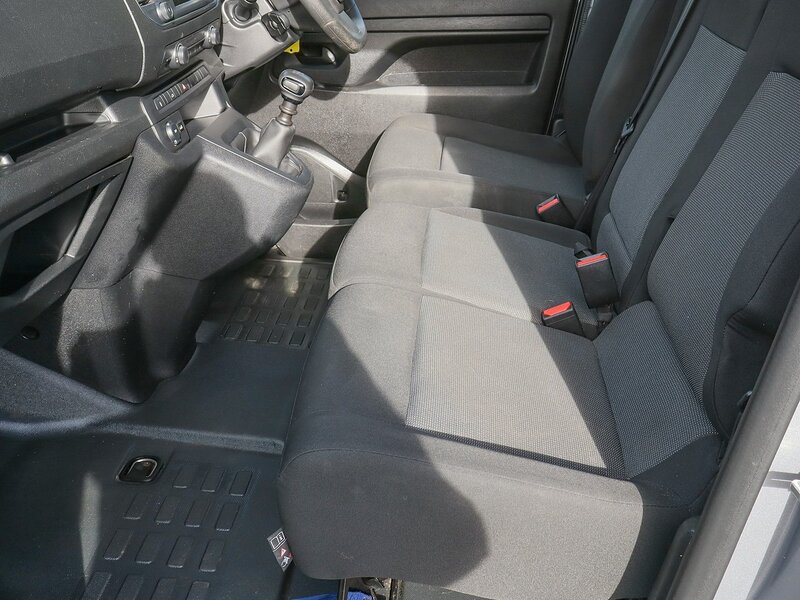 Used Vauxhall Vivaro 2023 for sale - 77651103: Photo 32