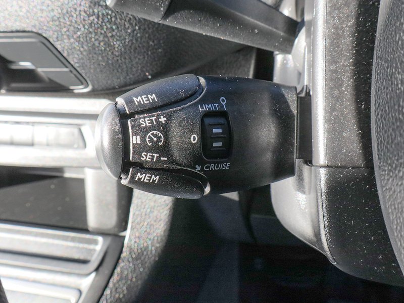 Used Peugeot e-Expert 2023 for sale - 76292132: Photo 21