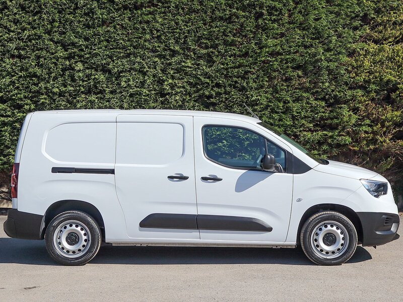 Used Vauxhall Combo 2023 for sale - 76292170: Photo 3