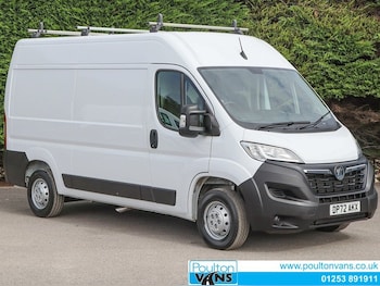 Vauxhall - Movano
