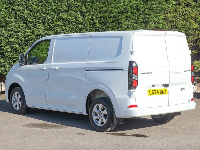 Used Ford Transit Custom 2024 for sale - 76263058: Photo 11