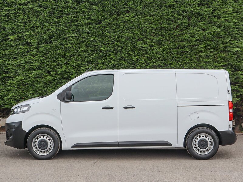 Used Vauxhall Vivaro 2022 for sale - 76292107: Photo 12